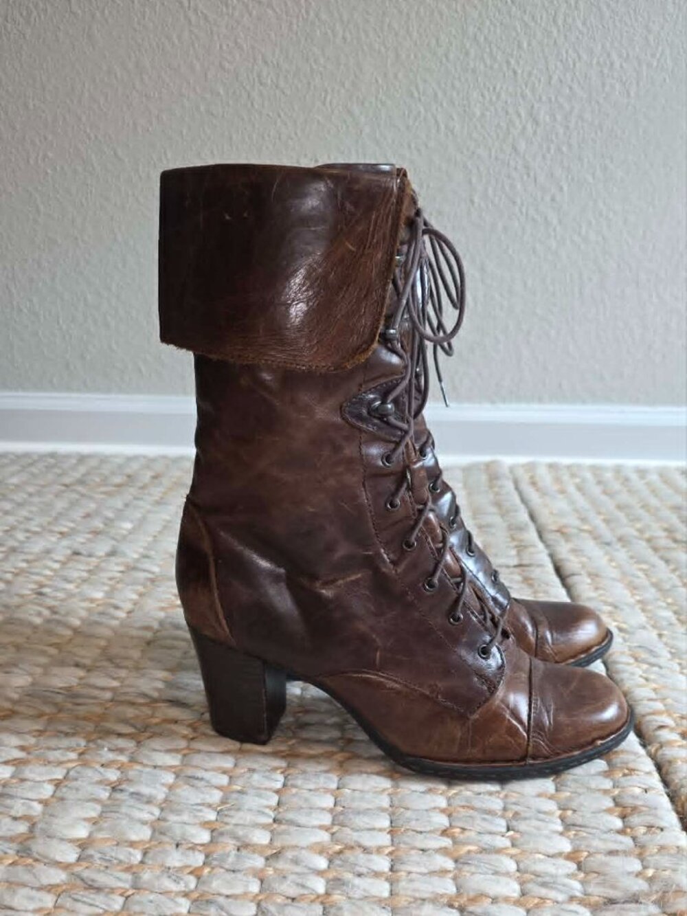 Born Brown Leather Lace Up Fold Over Side Zip Heeled Combat Moto Boot - 9.5 - Picture 5 of 16